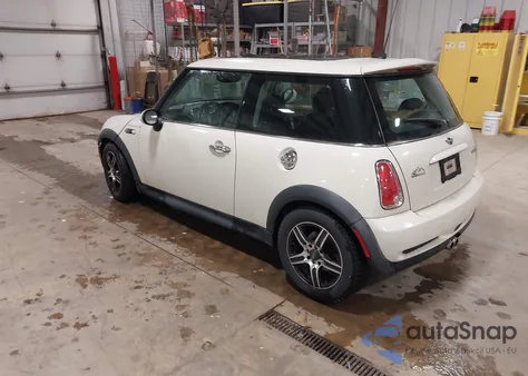 2006 Mini Cooper S z USA, uszkodzony, nr VIN WMWRE33596TJ39582